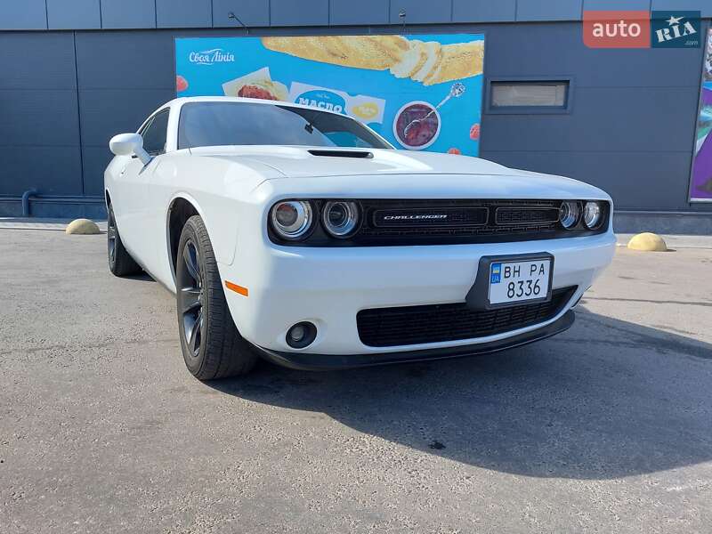 Купе Dodge Challenger 2016 в Одессе
