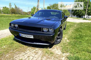 Купе Dodge Challenger 2013 в 
