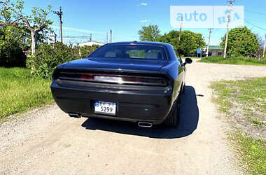 Купе Dodge Challenger 2013 в 