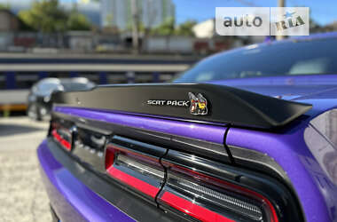 Купе Dodge Challenger 2022 в 