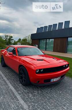 Купе Dodge Challenger 2016 в Дніпрі
