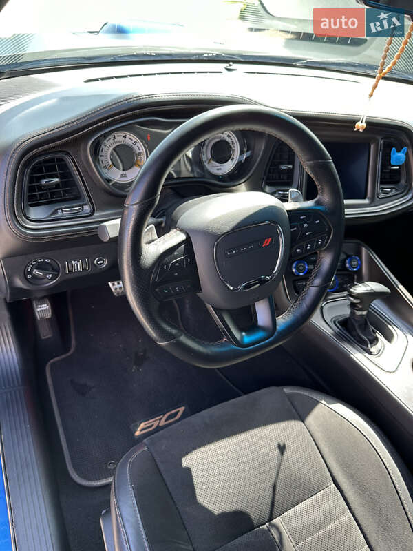 Купе Dodge Challenger 2020 в Кропивницькому
