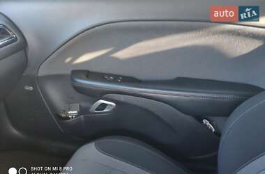 Купе Dodge Challenger 2016 в 