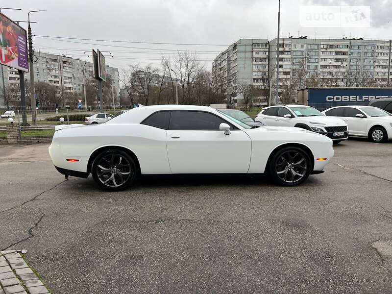 Купе Dodge Challenger 2018 в Запорожье