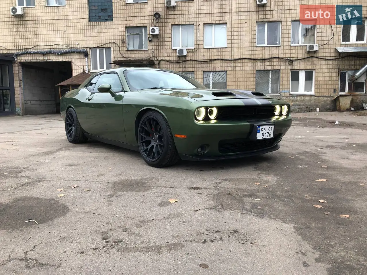 2016 Dodge Challenger - мініатюра 18