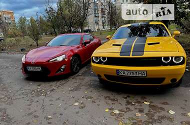 Купе Dodge Challenger 2017 в 