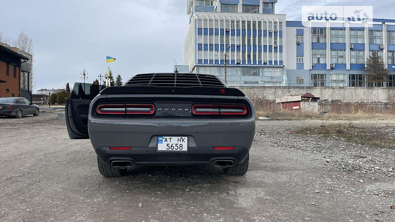 Купе Dodge Challenger 2018 в Івано-Франківську