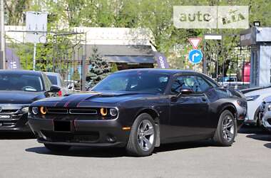 Купе Dodge Challenger 2014 в Киеве