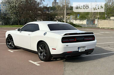 Купе Dodge Challenger 2014 в Киеве