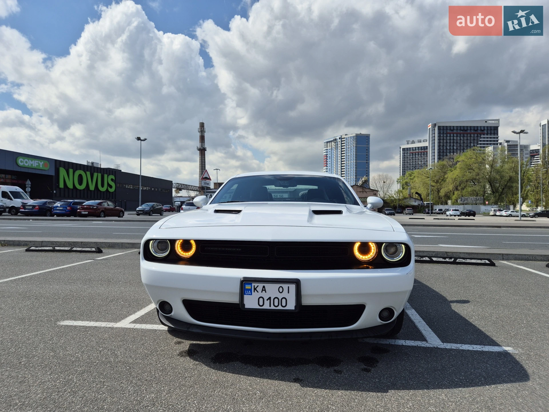 2017 Dodge Challenger - фото 1