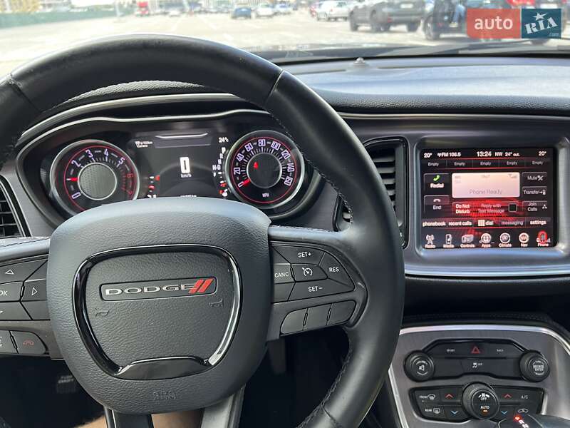 Купе Dodge Challenger 2015 в Киеве