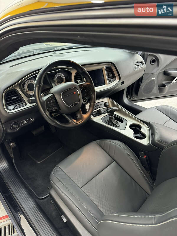 Купе Dodge Challenger 2020 в Киеве