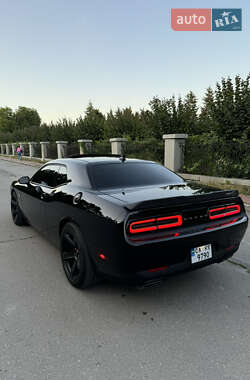 Купе Dodge Challenger 2020 в 
