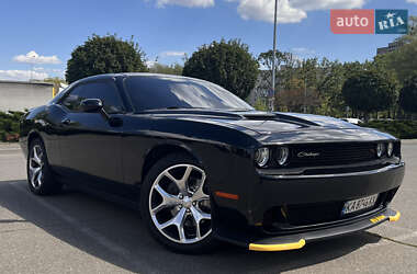Купе Dodge Challenger 2016 в 