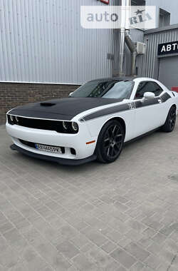 Купе Dodge Challenger 2016 в Днепре