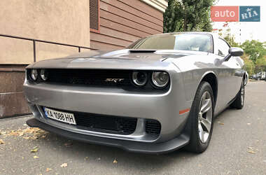 Купе Dodge Challenger 2016 в Києві