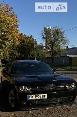 Купе Dodge Challenger 2015 в Ровно