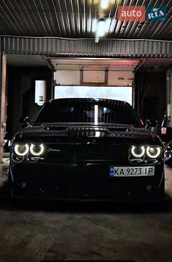 Купе Dodge Challenger 2015 в Киеве