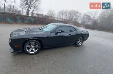 Купе Dodge Challenger 2016 в Дніпрі