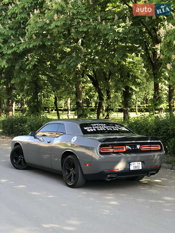 Купе Dodge Challenger 2017 в Мукачево фото 4 Купе Dodge Challenger 2017 в Мукачево