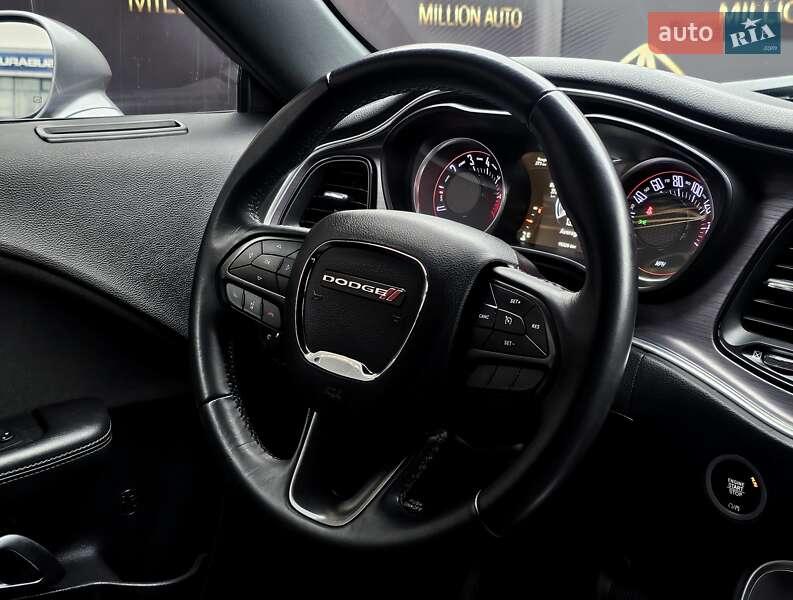 Купе Dodge Challenger 2017 в Киеве