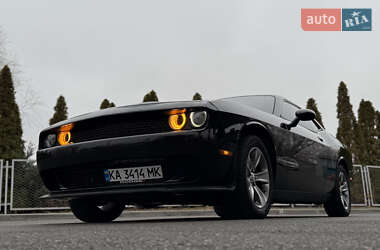 Купе Dodge Challenger 2015 в Смеле