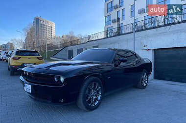 Купе Dodge Challenger 2017 в Львові