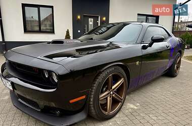 Купе Dodge Challenger 2020 в Львові