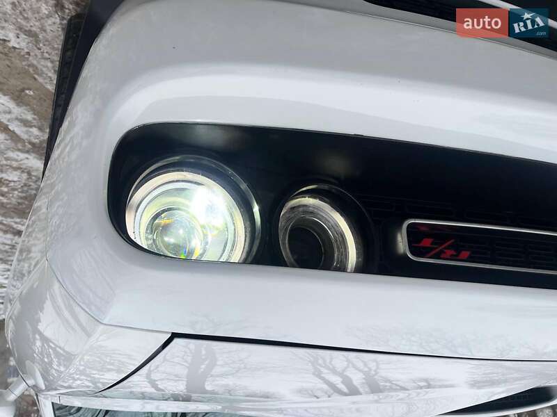 Купе Dodge Challenger 2019 в Киеве