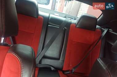 Купе Dodge Challenger 2017 в 