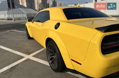 Купе Dodge Challenger 2017 в Києві