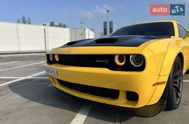 Купе Dodge Challenger 2017 в Києві