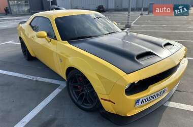 Купе Dodge Challenger 2017 в Києві