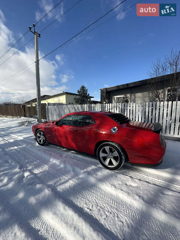 Купе Dodge Challenger 2021 в Киеве фото 8 Купе Dodge Challenger 2021 в Киеве