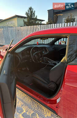 Купе Dodge Challenger 2021 в 