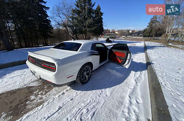 Купе Dodge Challenger 2015 в 