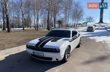 Купе Dodge Challenger 2015 в 