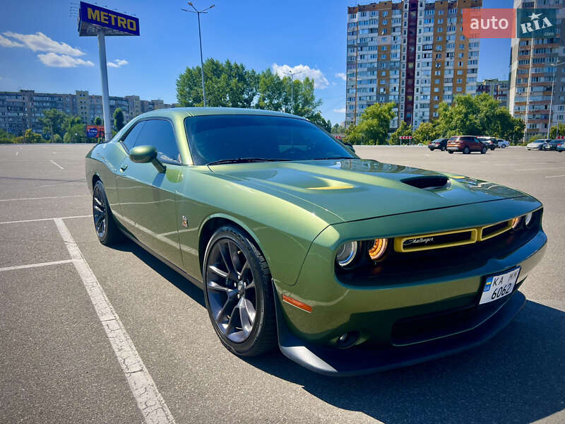 Купе Dodge Challenger 2022 в Киеве