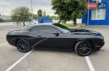 Купе Dodge Challenger 2020 в 