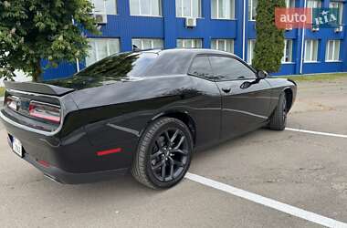 Купе Dodge Challenger 2020 в 