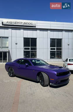 Купе Dodge Challenger 2022 в 
