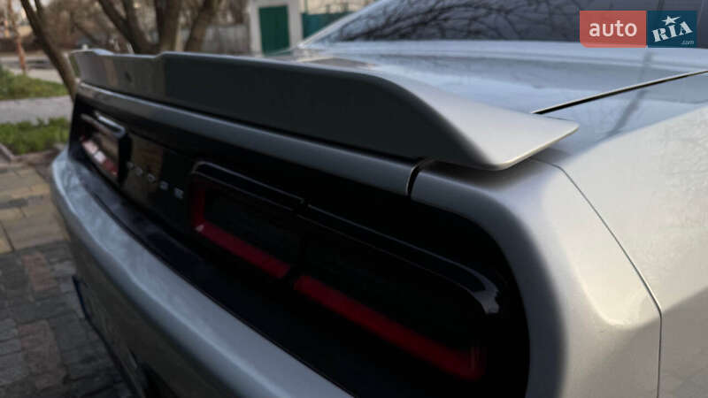Купе Dodge Challenger 2021 в Киеве