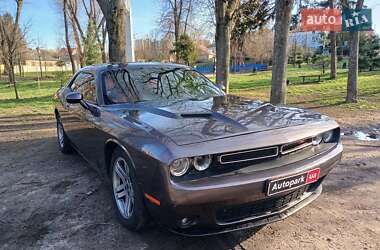 Купе Dodge Challenger 2015 в 