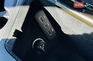 Купе Dodge Challenger 2018 в 