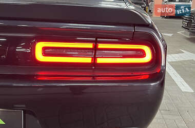 Купе Dodge Challenger 2016 в 