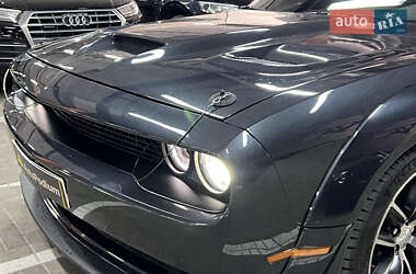 Купе Dodge Challenger 2016 в 