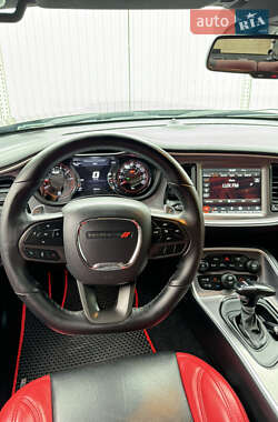 Купе Dodge Challenger 2021 в 