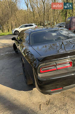Купе Dodge Challenger 2018 в Кременчуці