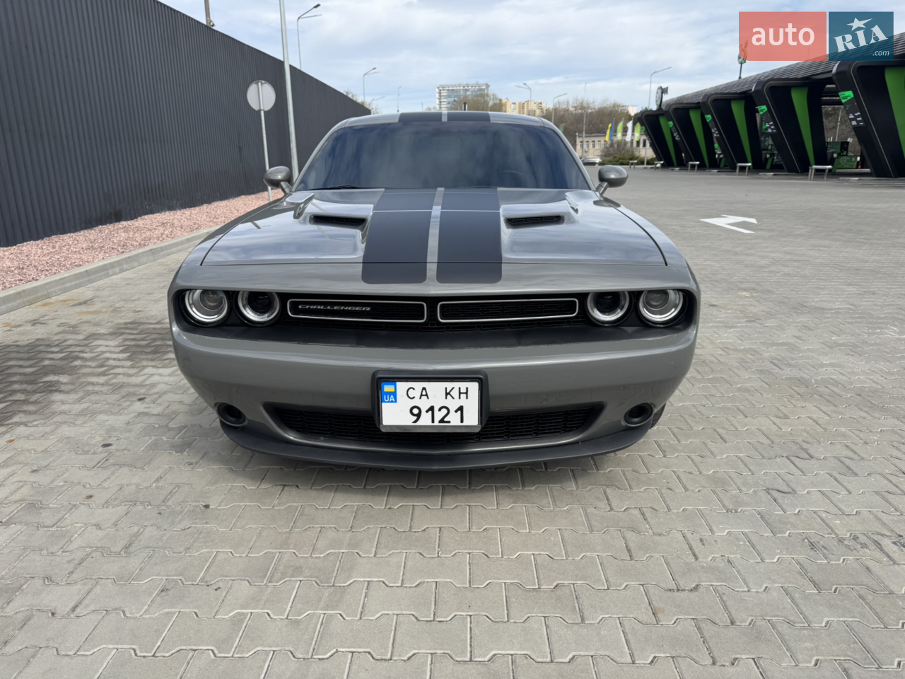 2017 Dodge Challenger - мініатюра 25