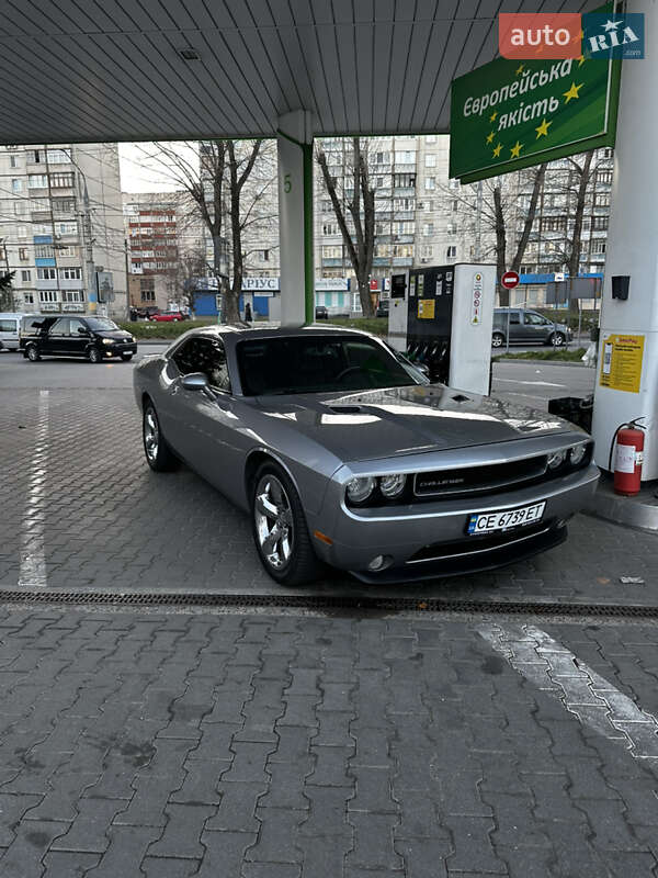 Купе Dodge Challenger 2013 в 